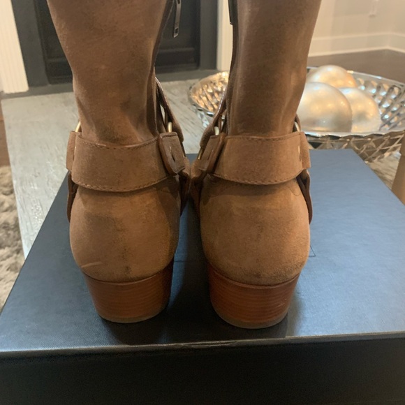 Saint Laurent Wyatt Harness Boot in Vitello Hallem Wax Palude - Picture 2 of 6